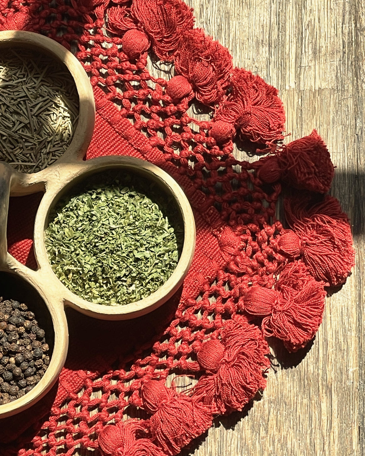 Red Tassel Mat