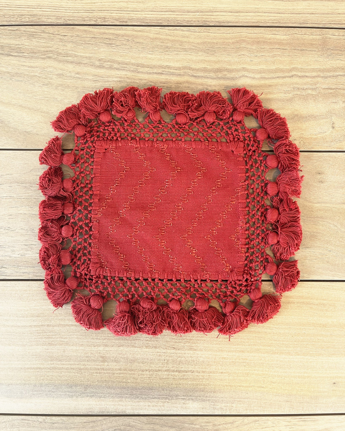 Red Tassel Mat