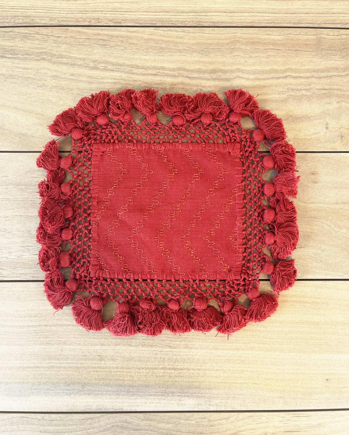 Red Tassel Mat